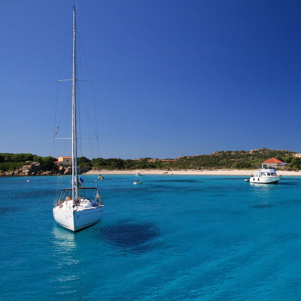 Sardinia travel: discover the blu