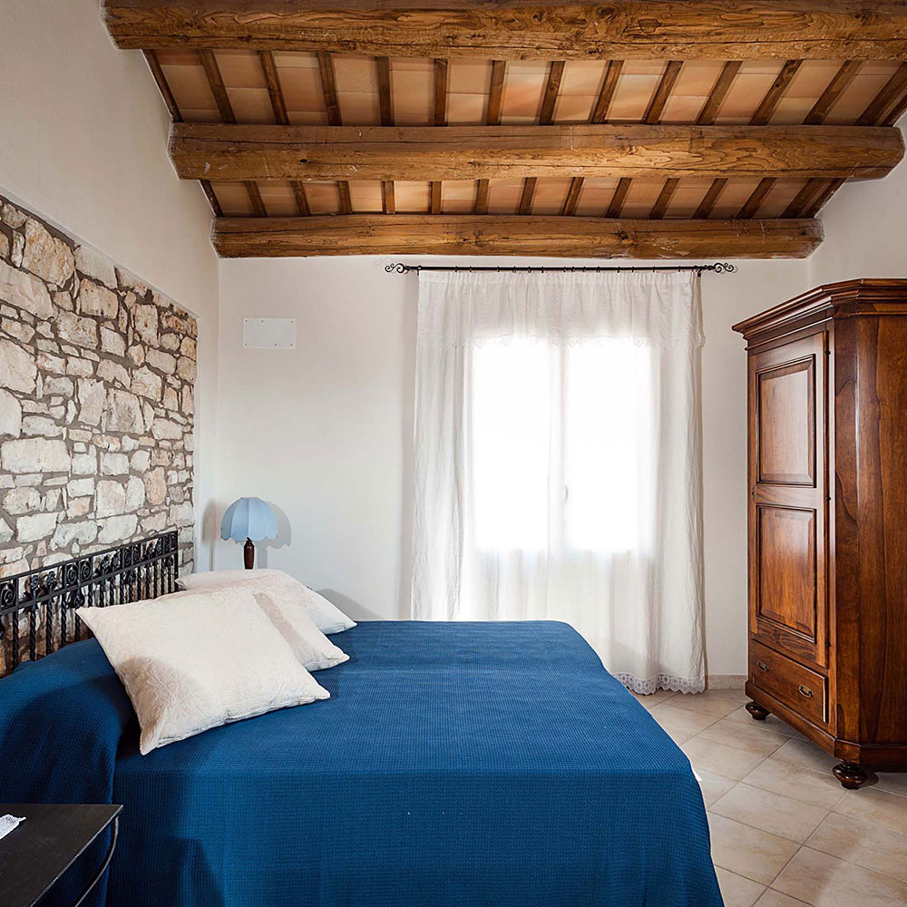 Villa Tangi's bedroom: luxury accommodation in Sicily