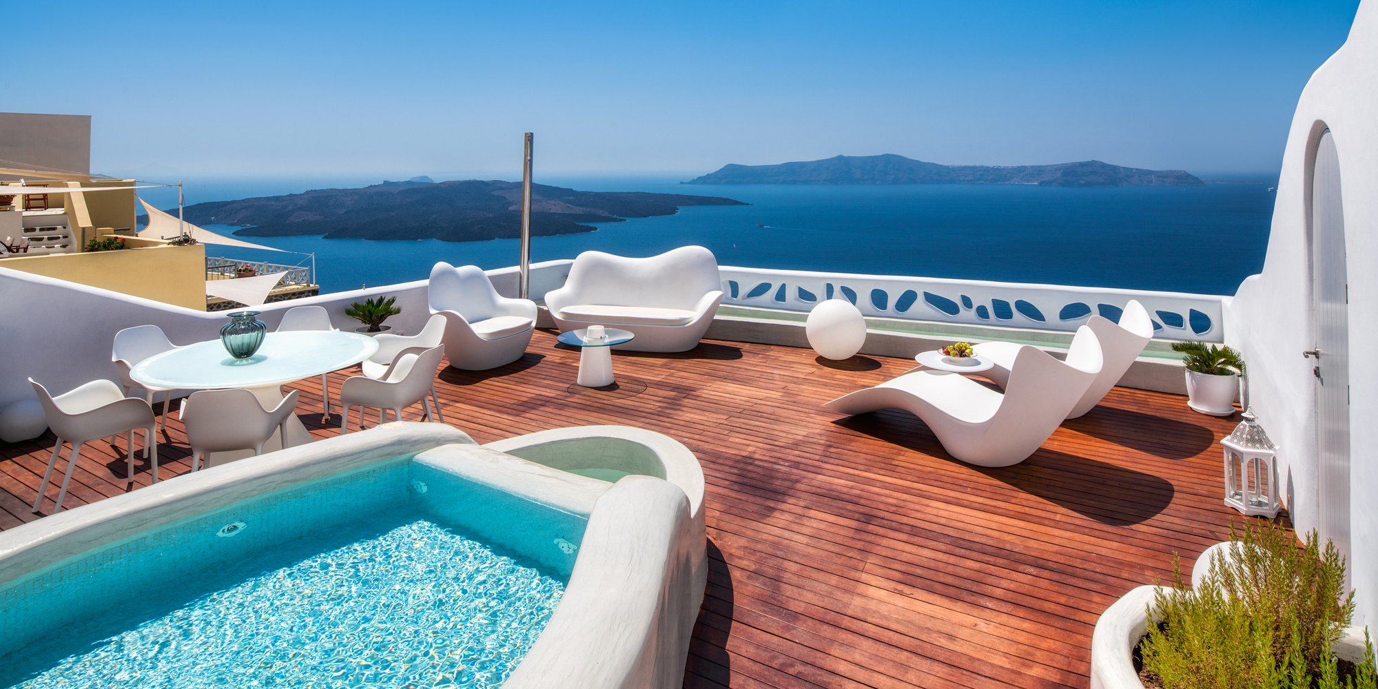 11 Best Santorini Hotels With Private Pool | Luxsphere