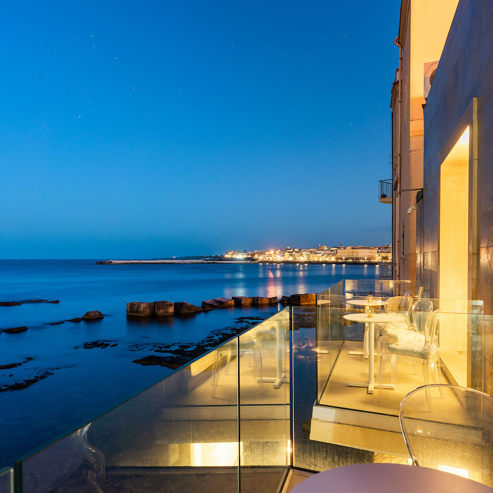 Re Dionisio Boutique Hotel: stunning night view