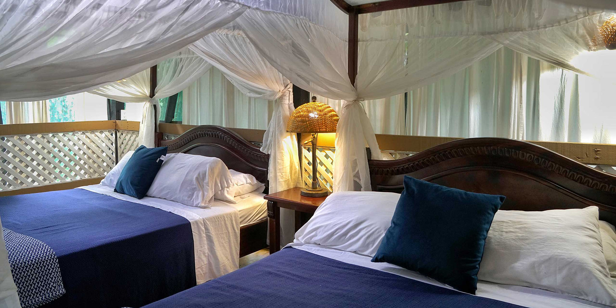 Almonds and Corals Hotel: bedroom