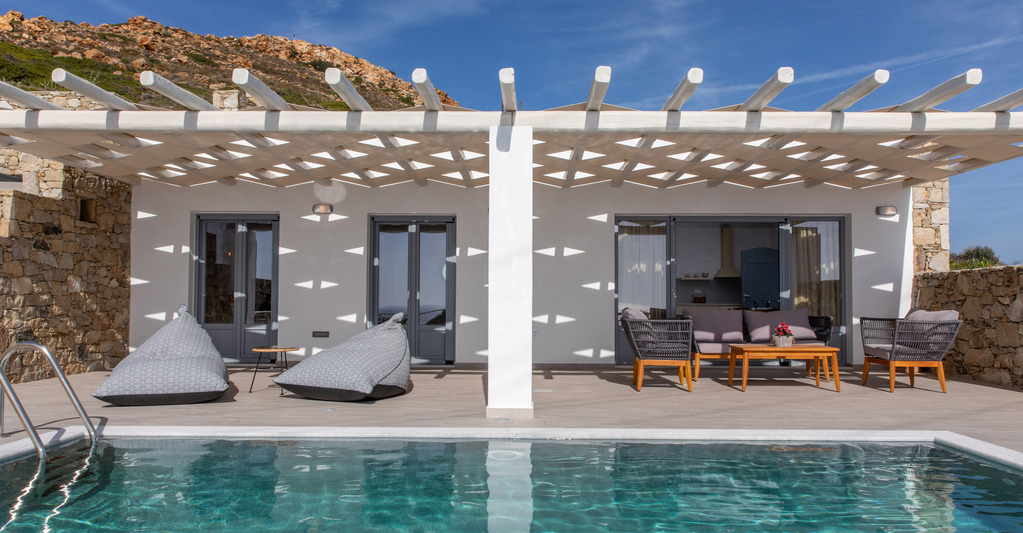 Naxos Accommodation with pool