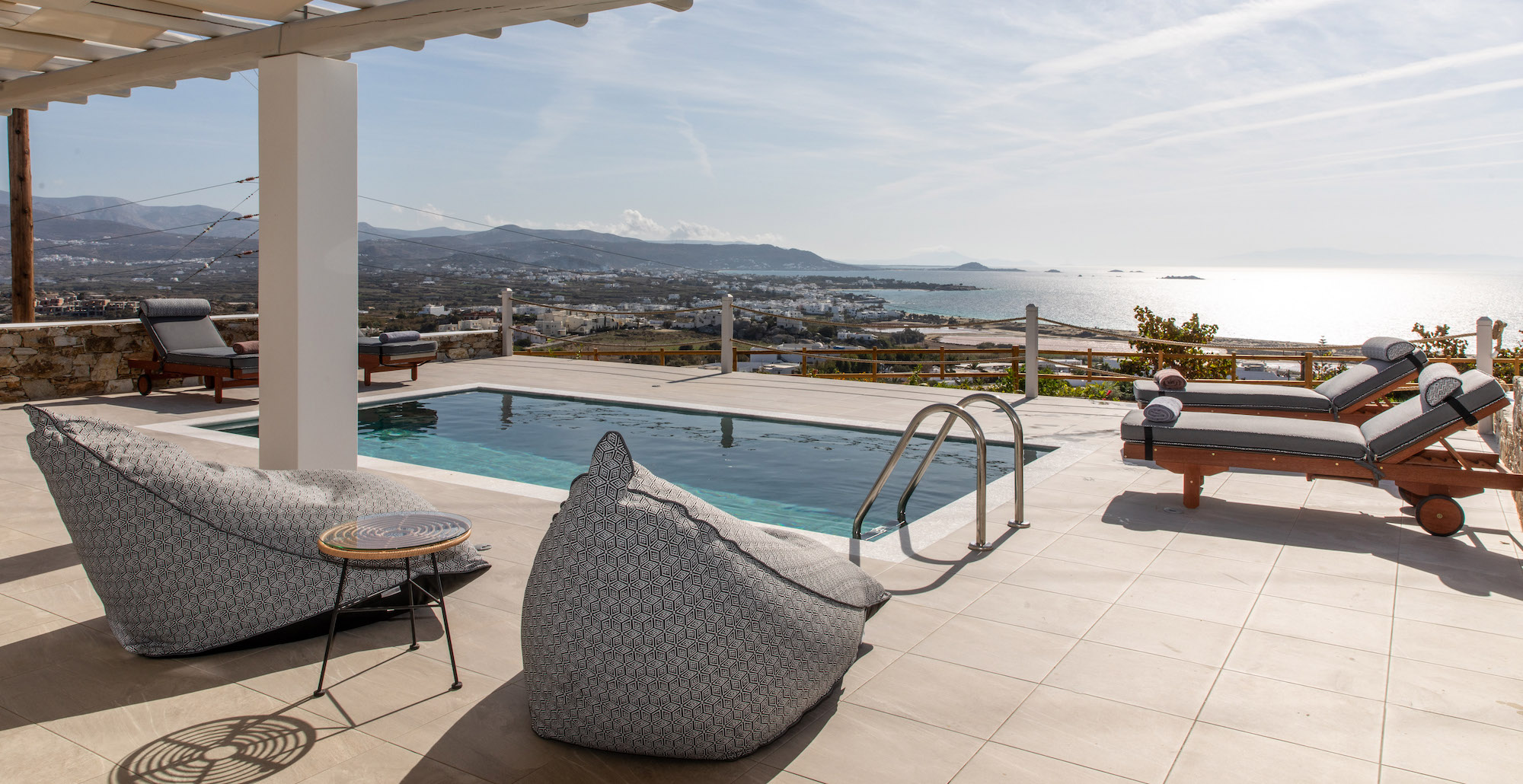 Naxos Accommodation with pool: details