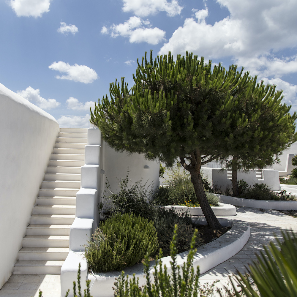 Villas in paros greece: exterior details