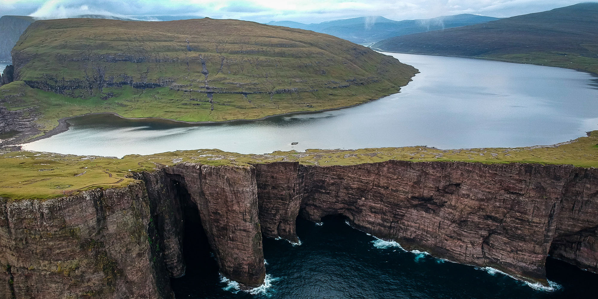 Discover the Faroe Islands: incredible view